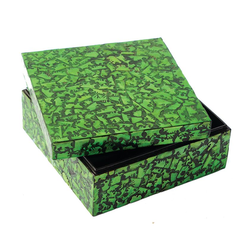 IA Crafts Square Green And Black Vietnamese Lacquer Painting Box