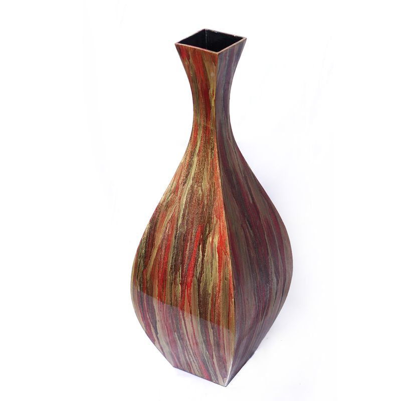 IA Crafts Vietnamese Lacquer Vase with Hot Color Technique